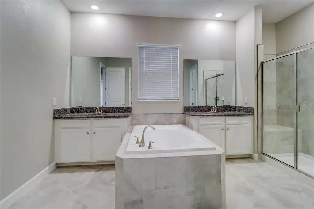 3124 Hilliard Drive Wesley Chapel FL 33543