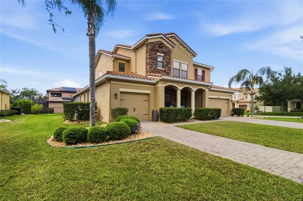 1660 Prairie Oaks Drive St Cloud FL 34771