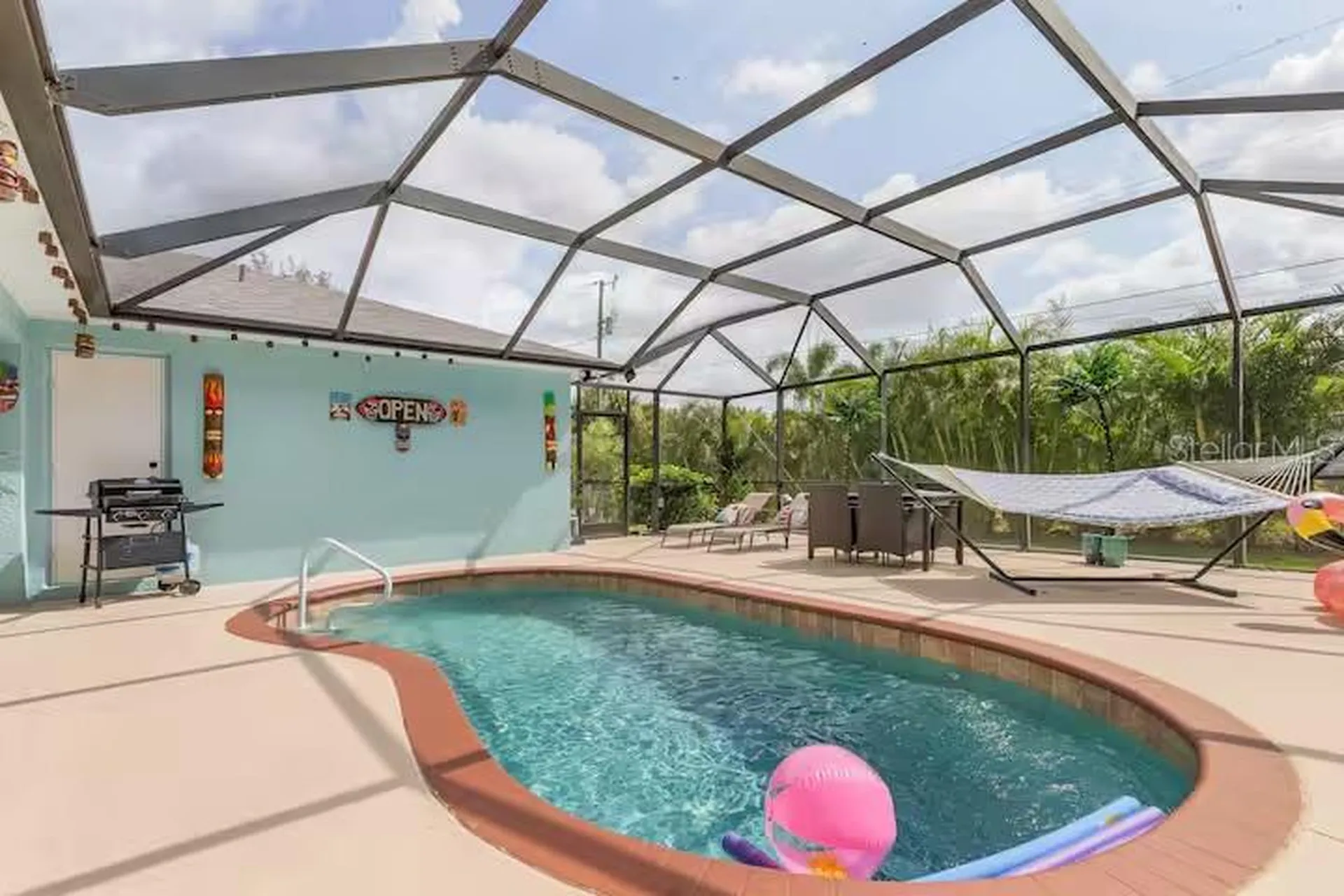 2705 SW 11th Place Cape Coral FL 33914