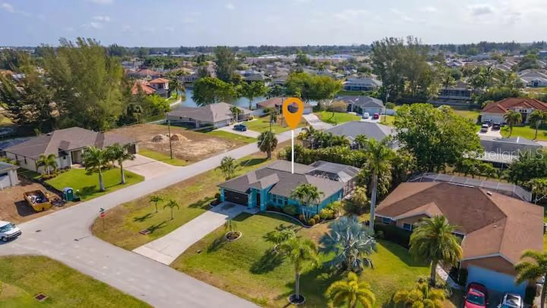 2705 SW 11th Place Cape Coral FL 33914