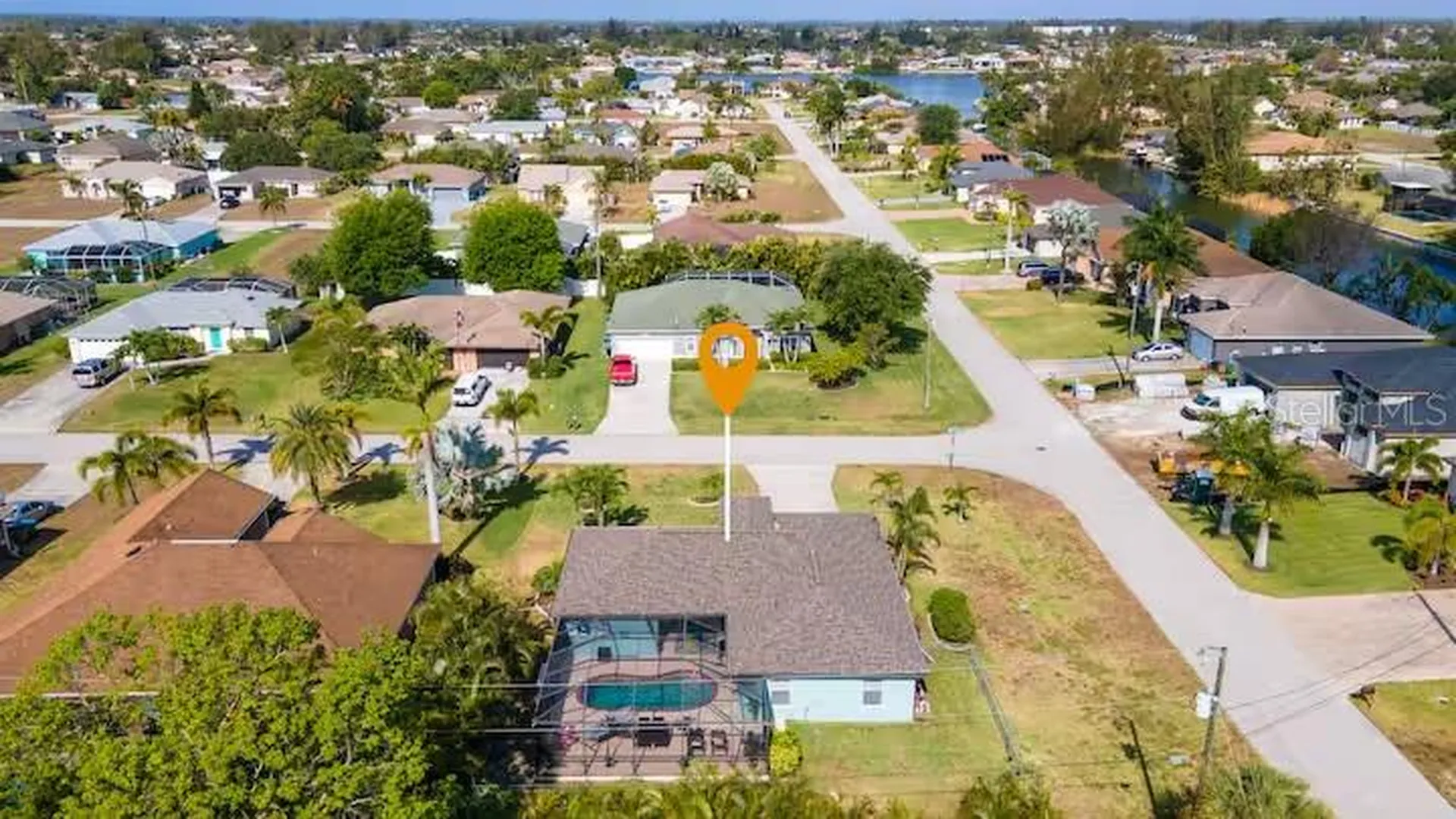 2705 SW 11th Place Cape Coral FL 33914