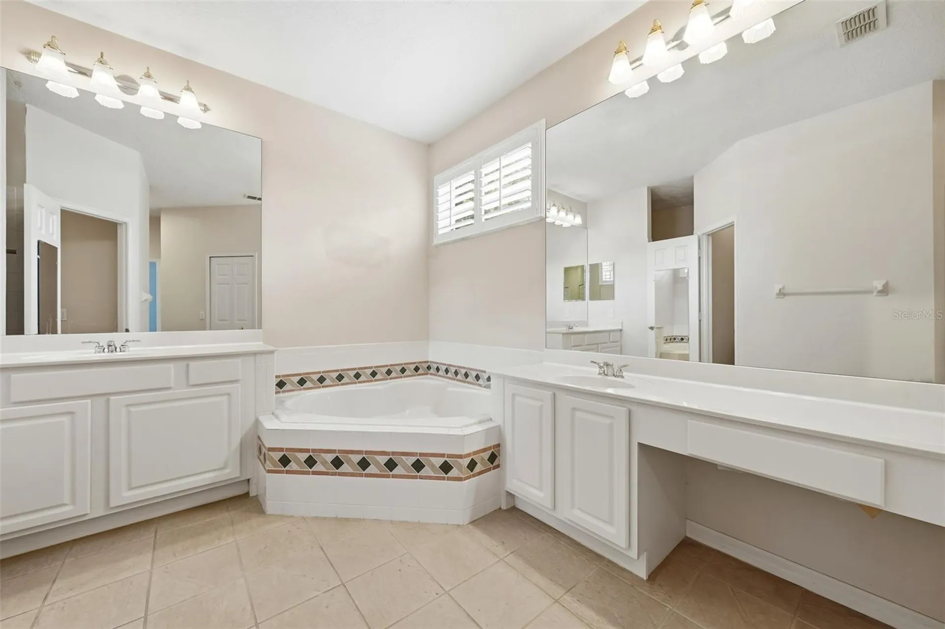 1766 Sweetwater West Circle Apopka FL 32712