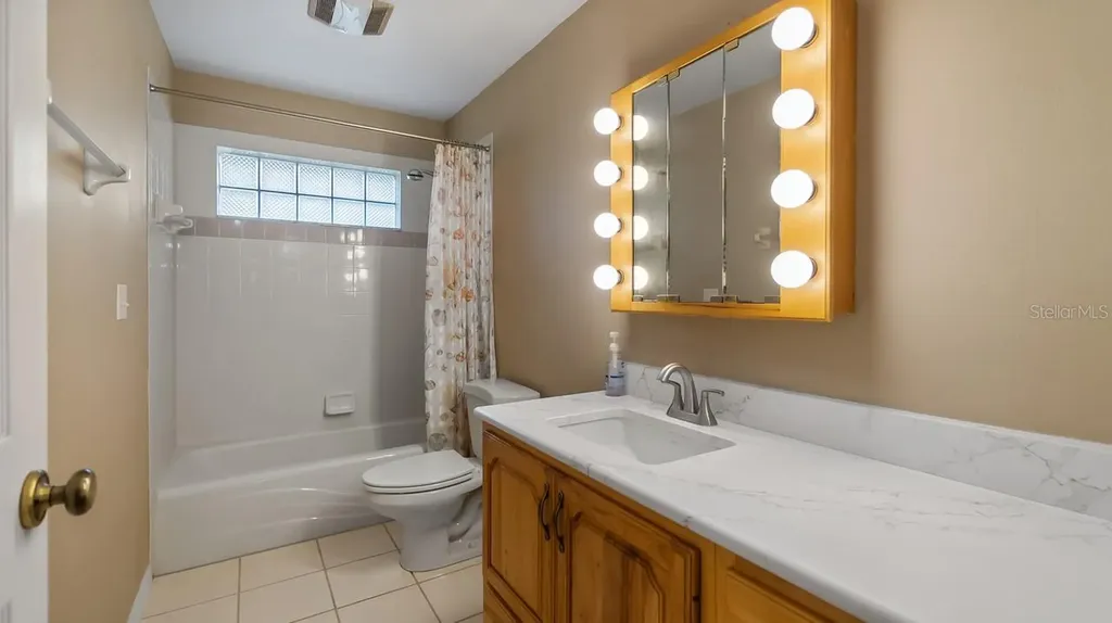 22435 County Road 455 Howey In The Hills FL 34737