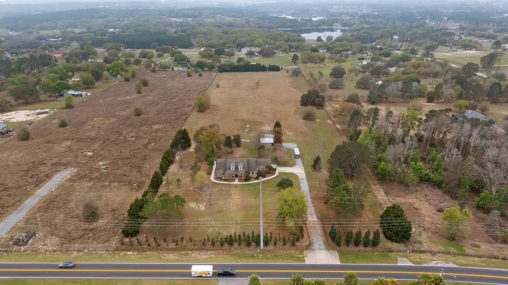 22435 County Road 455 Howey In The Hills FL 34737