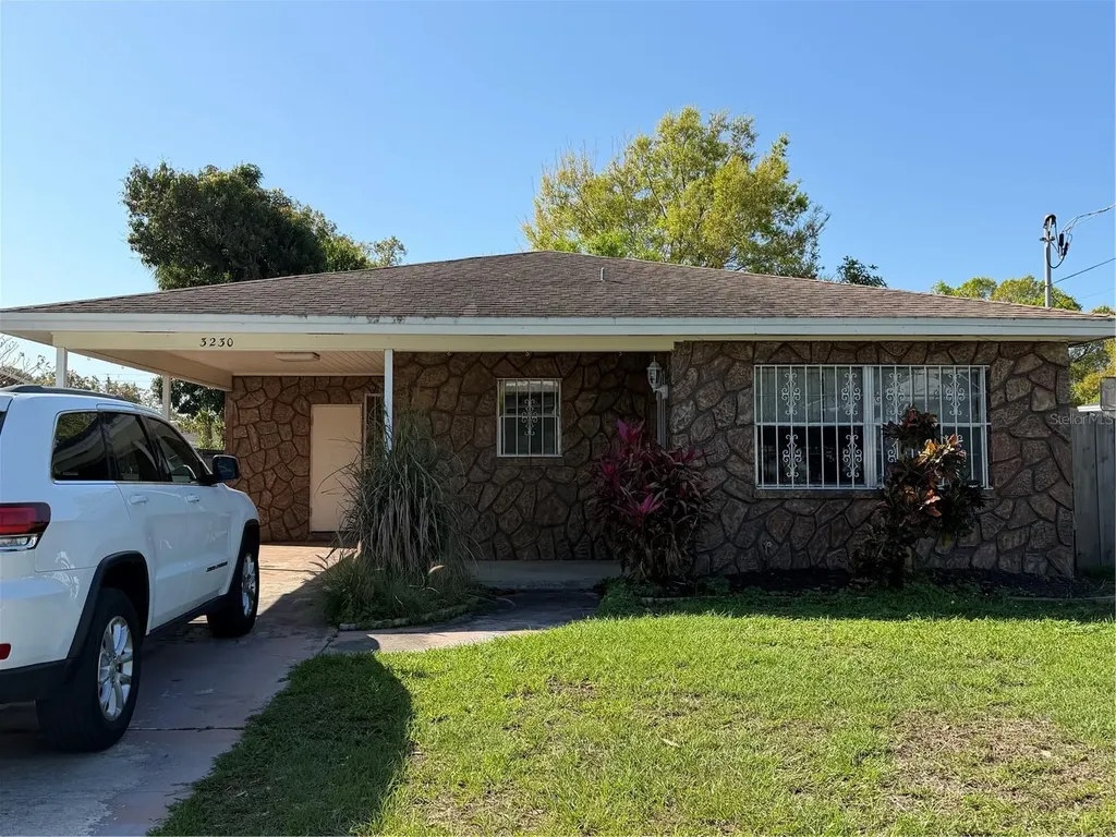 3230 W Saint Conrad Street Tampa FL 33607