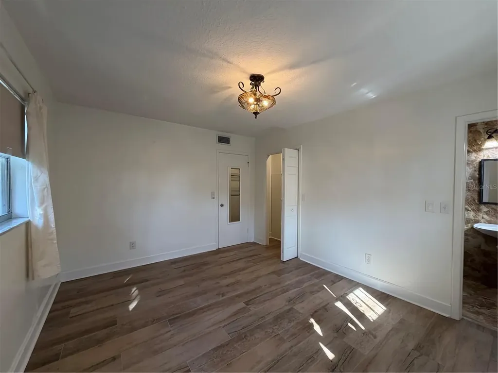 3230 W Saint Conrad Street Tampa FL 33607