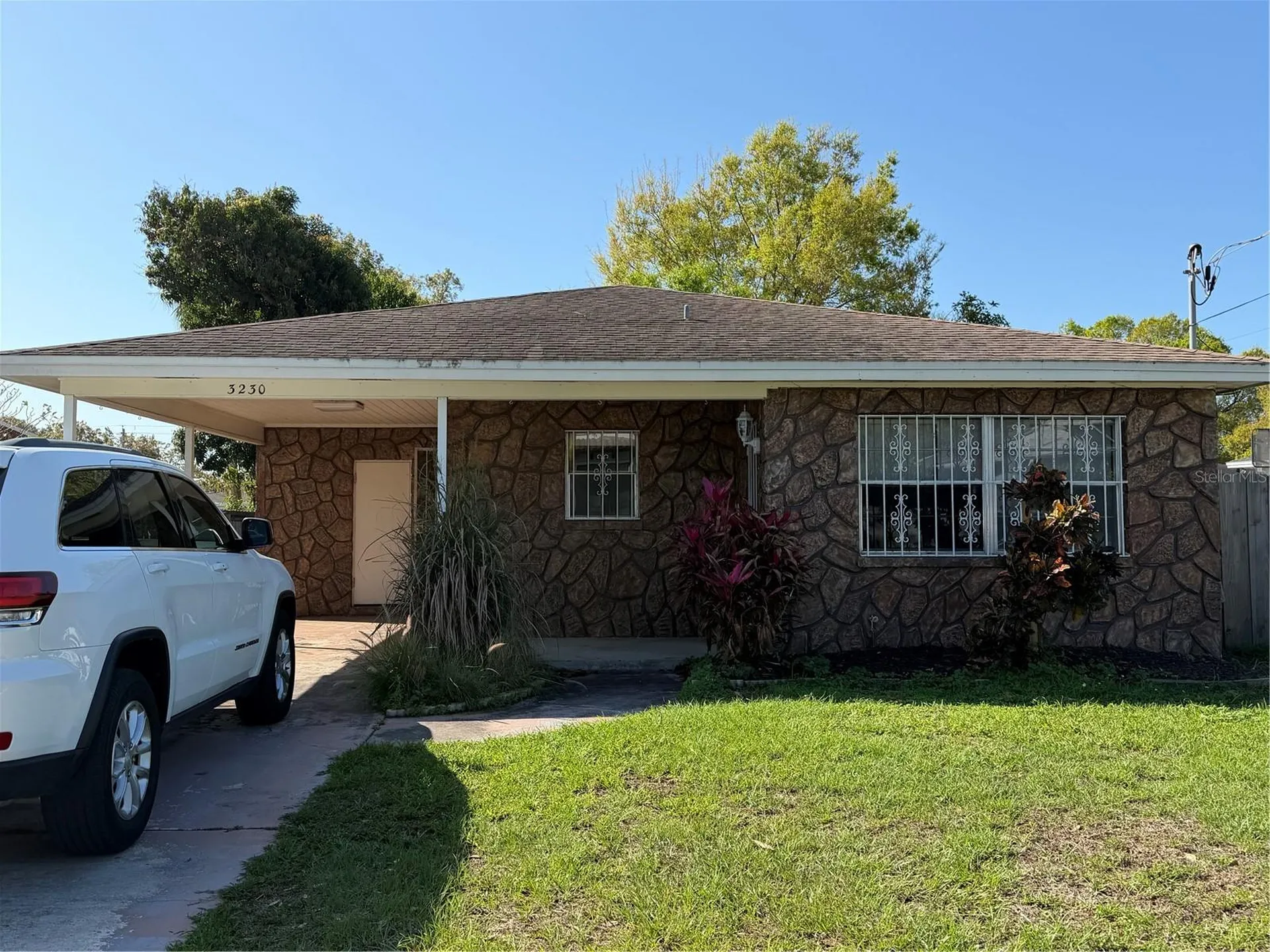3230 W Saint Conrad Street Tampa FL 33607