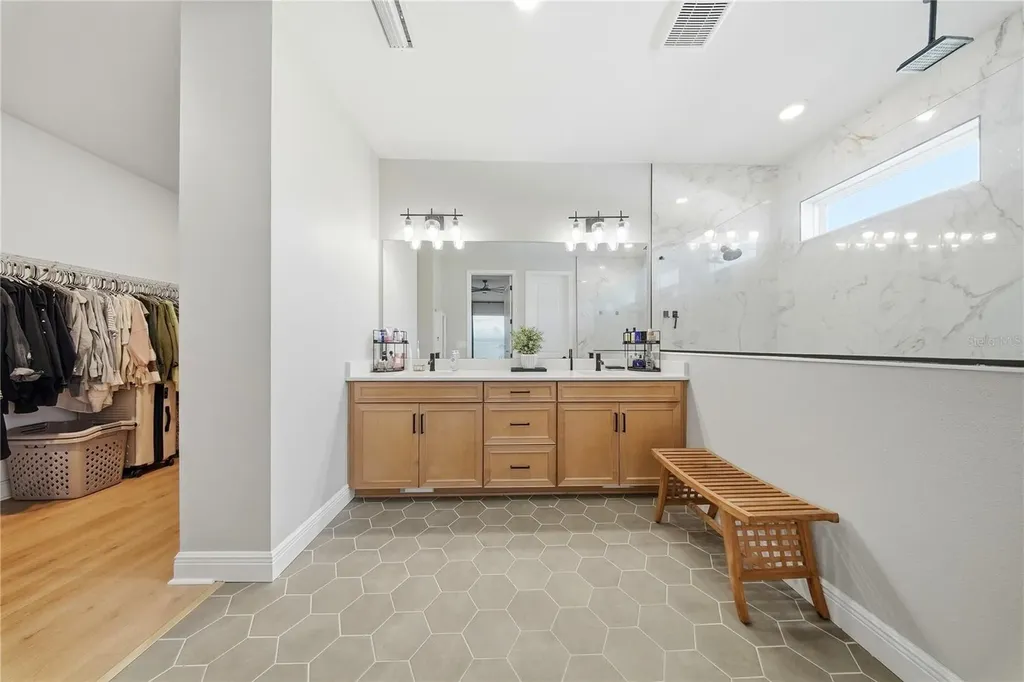 31605 Westbury Estates Avenue Wesley Chapel FL 33545