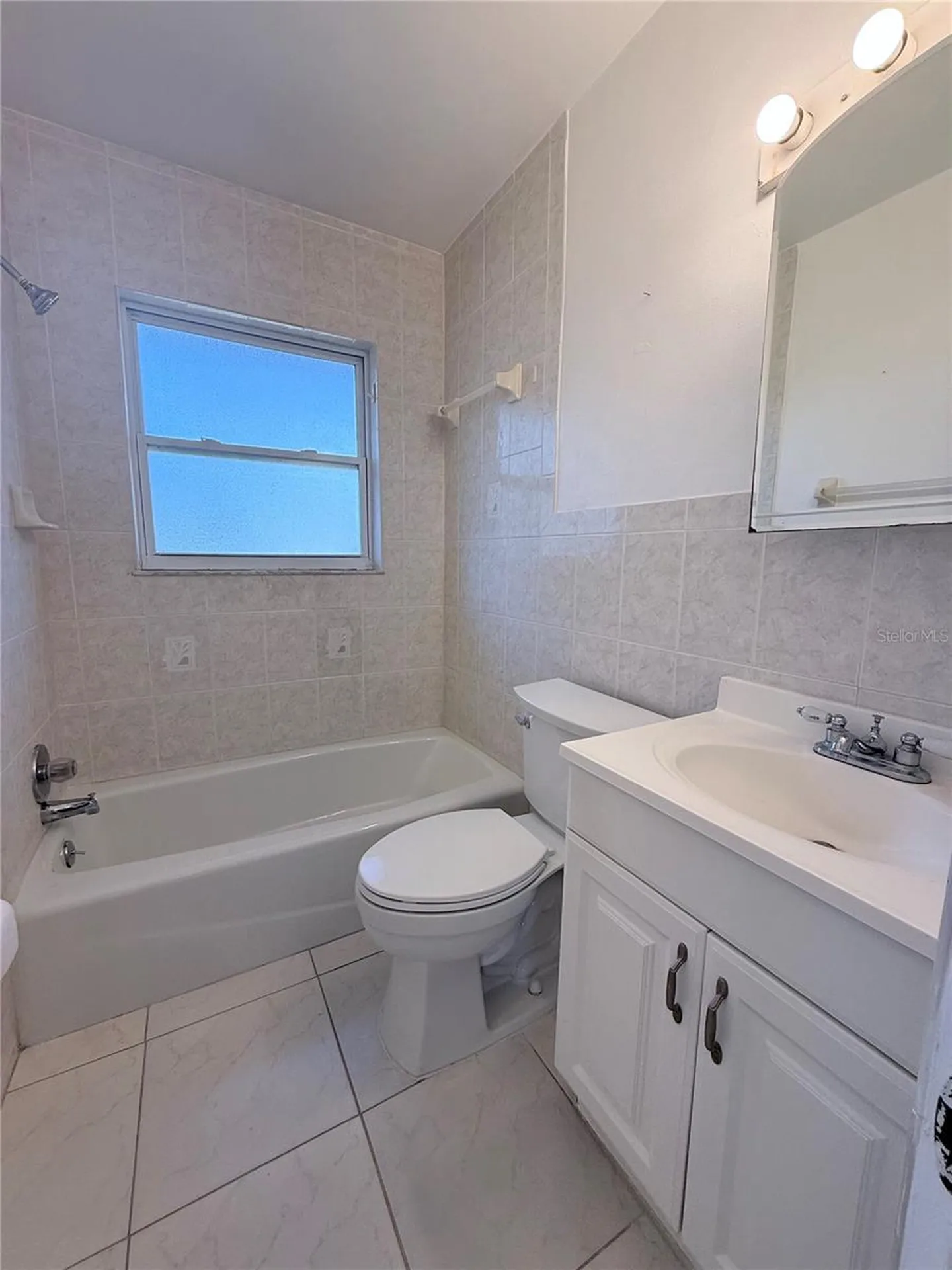 859 72nd Avenue N St Petersburg FL 33702