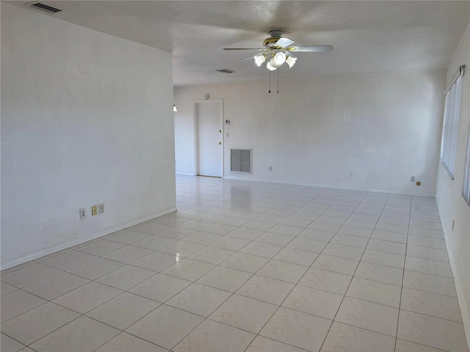 859 72nd Avenue N St Petersburg FL 33702