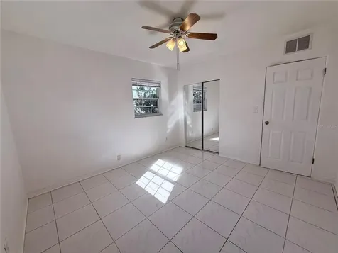 859 72nd Avenue N St Petersburg FL 33702
