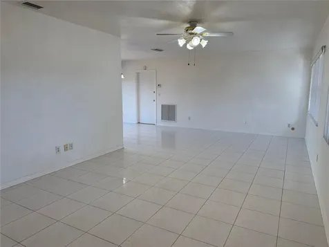 859 72nd Avenue N St Petersburg FL 33702