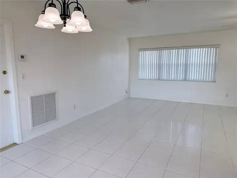 859 72nd Avenue N St Petersburg FL 33702