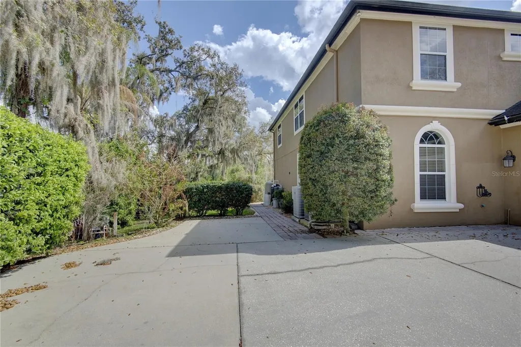 916 Mills Estate Place Chuluota FL 32766