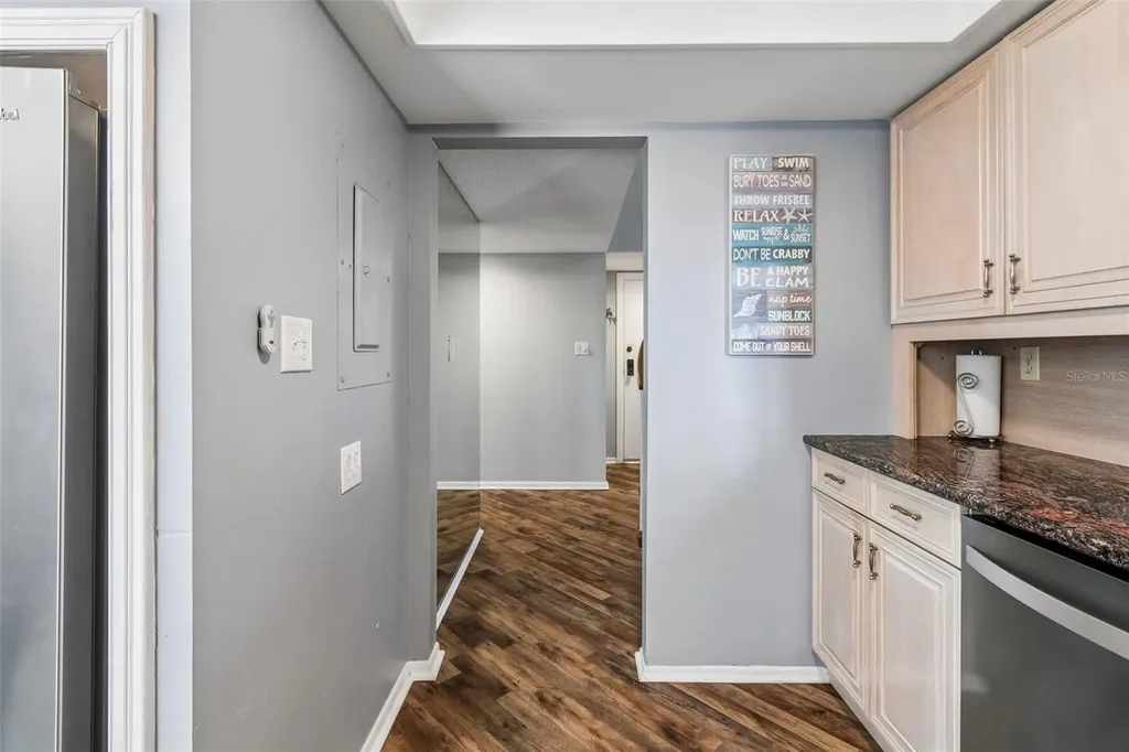 6263 Midnight Pass Road Sarasota FL 34242