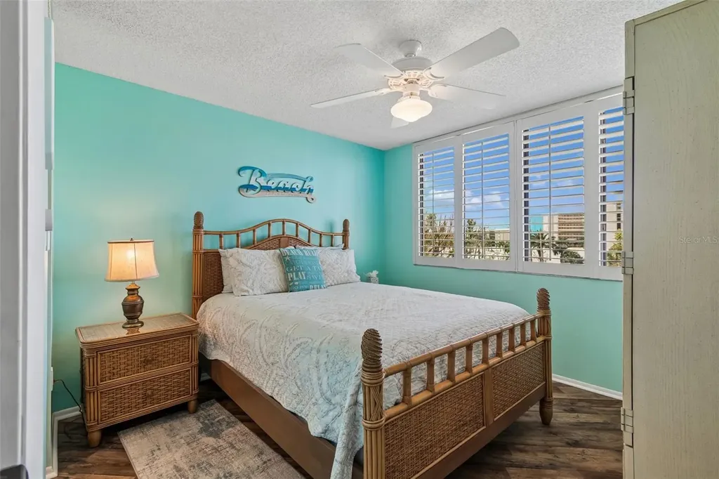 6263 Midnight Pass Road Sarasota FL 34242