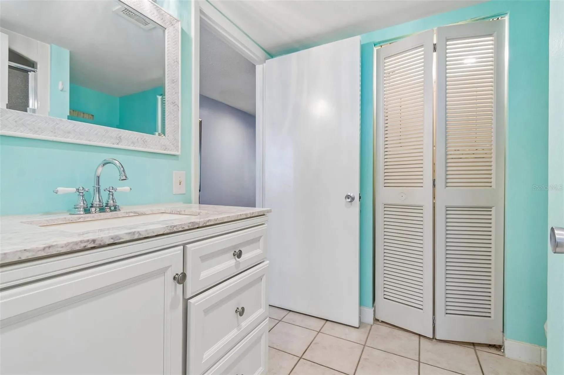 6263 Midnight Pass Road Sarasota FL 34242