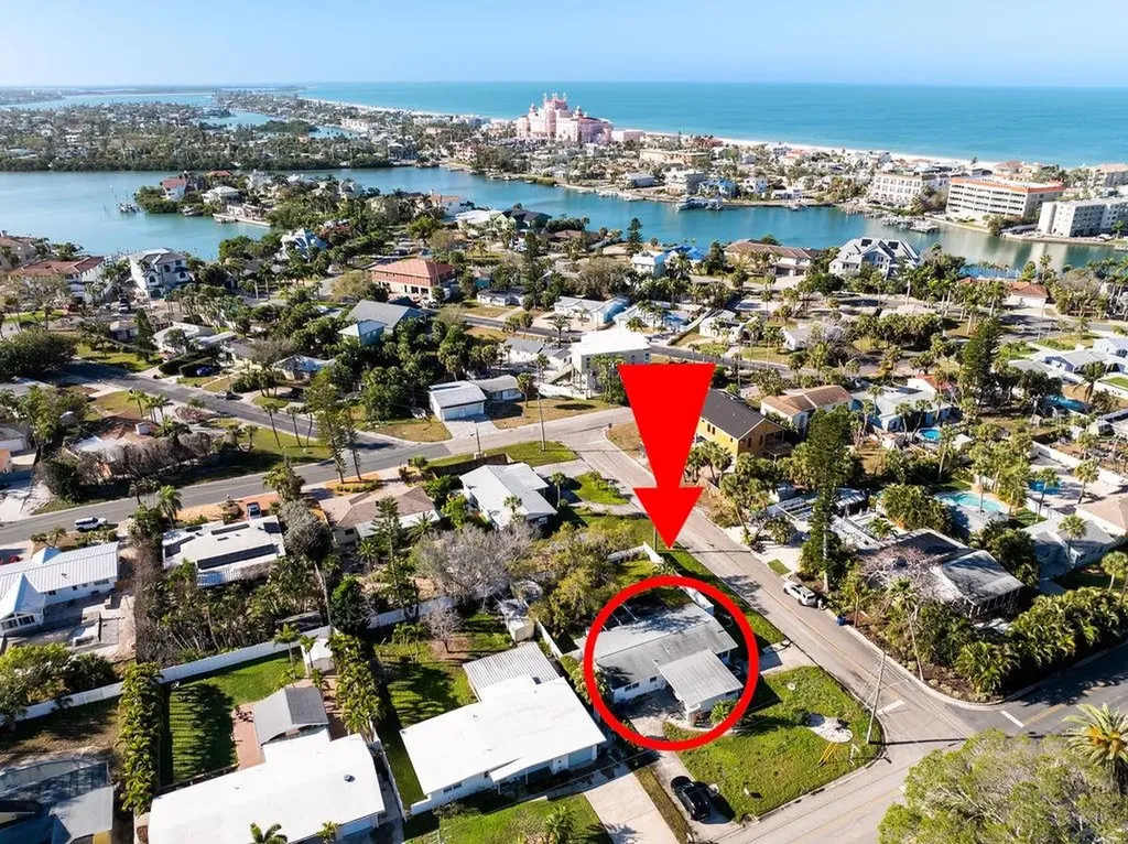 301 41st Avenue St Pete Beach FL 33706