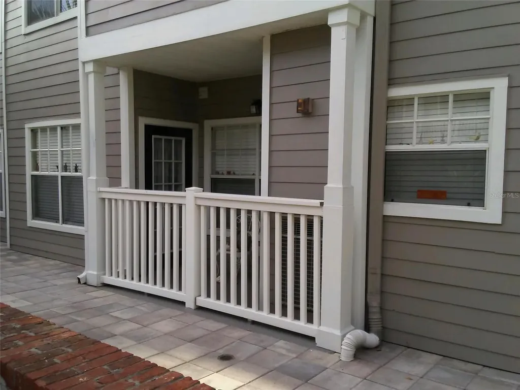 800 Dakota Avenue Tampa FL 33606