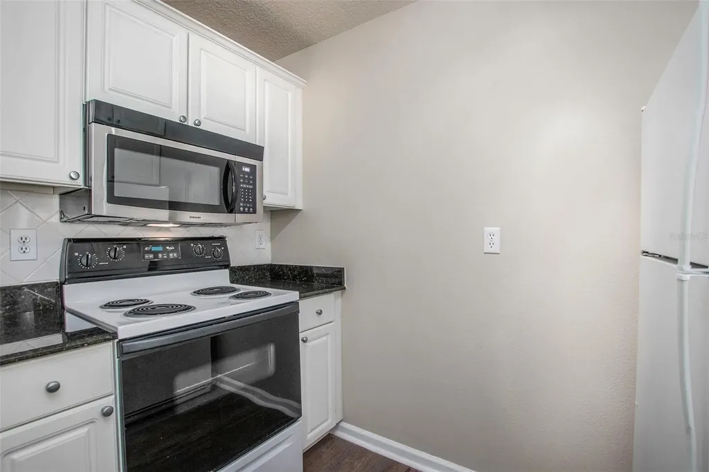 800 Dakota Avenue Tampa FL 33606