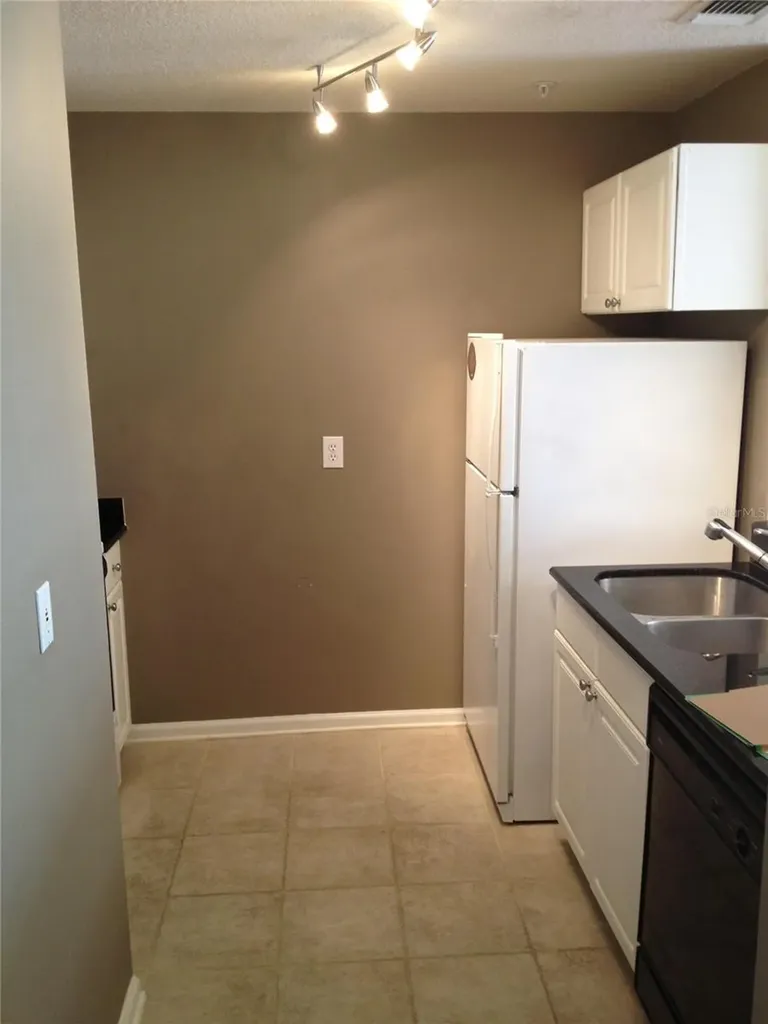 800 Dakota Avenue Tampa FL 33606