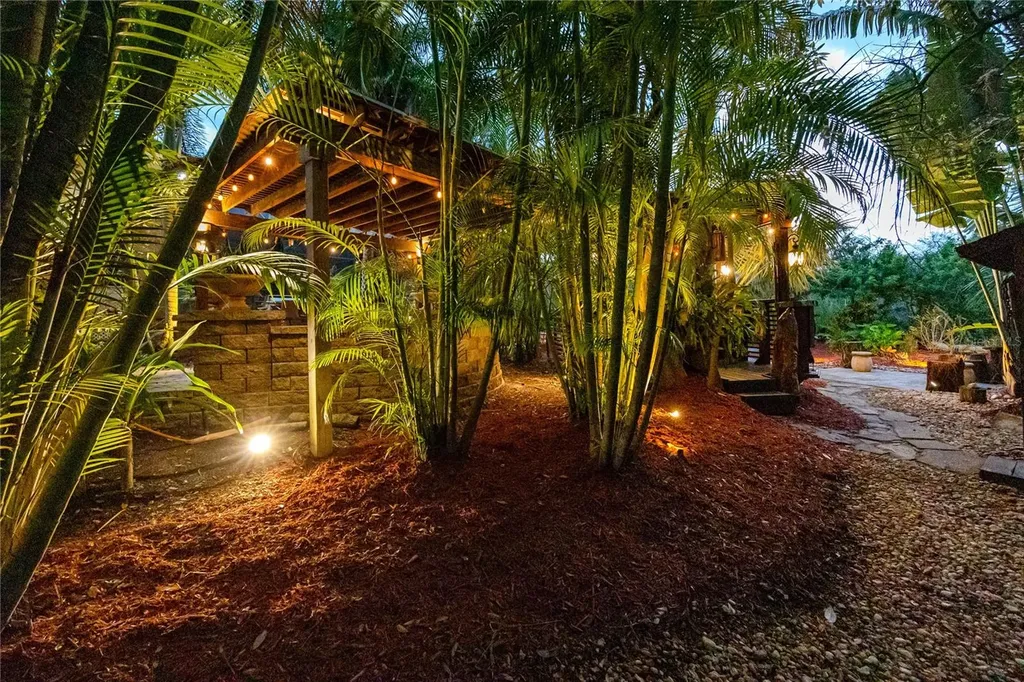 2780 Long Putt Court Palm Harbor FL 34683