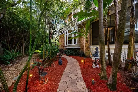 2780 Long Putt Court Palm Harbor FL 34683