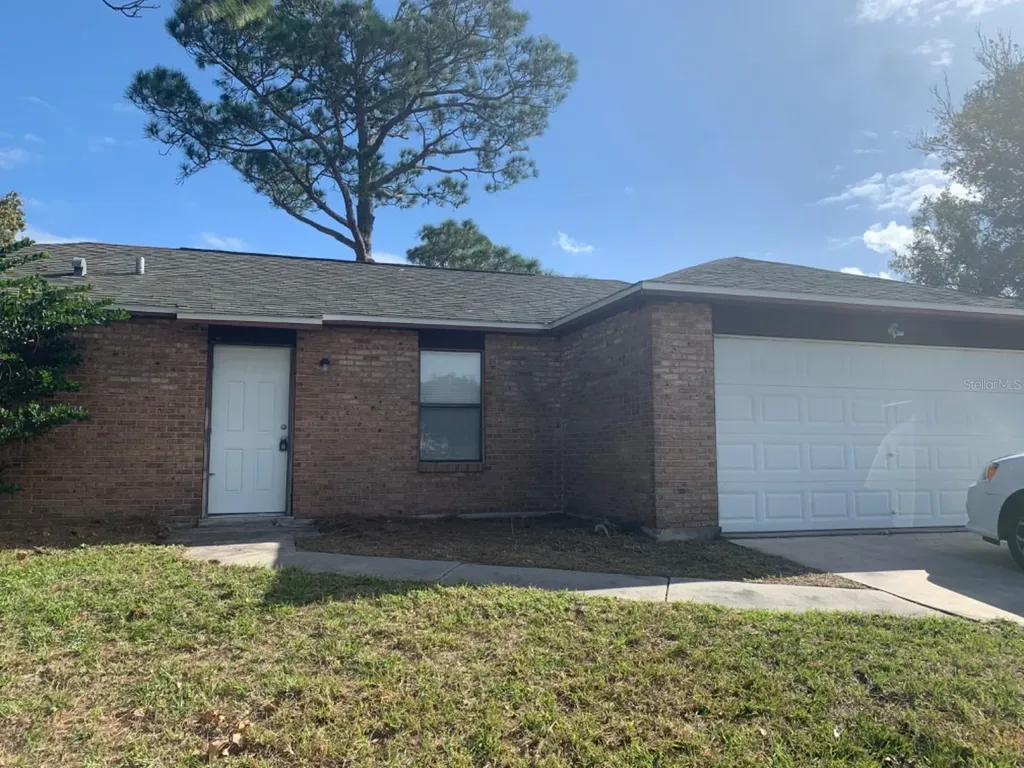 1395 Cox Avenue NW Palm Bay FL 32907