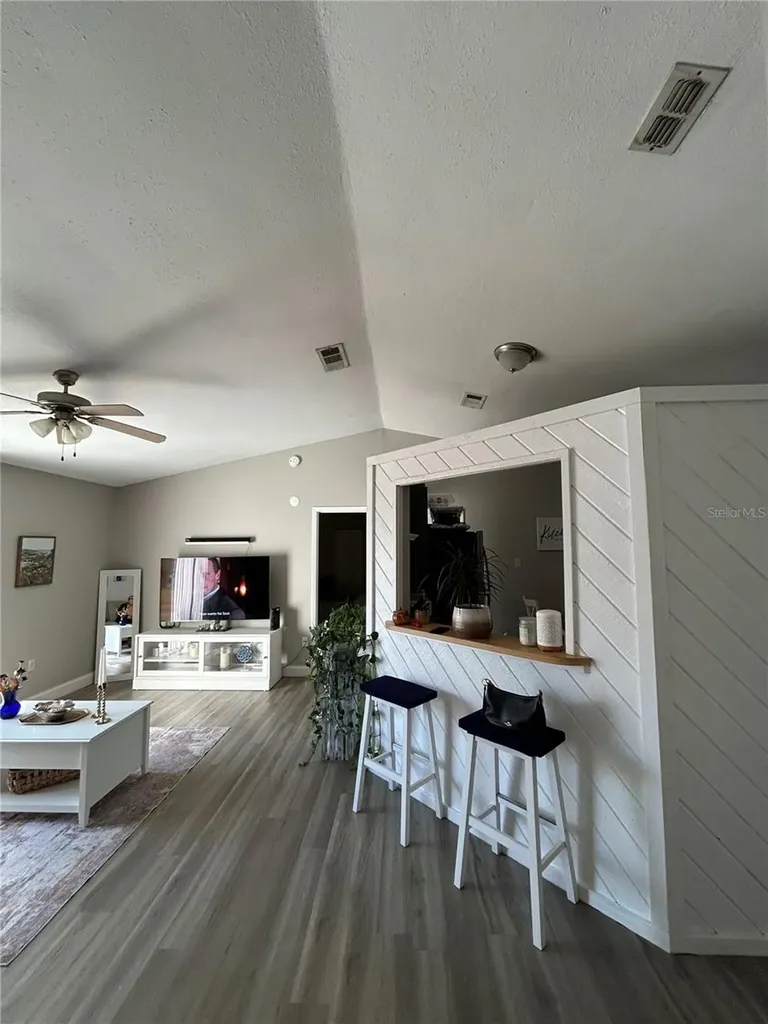 1395 Cox Avenue NW Palm Bay FL 32907