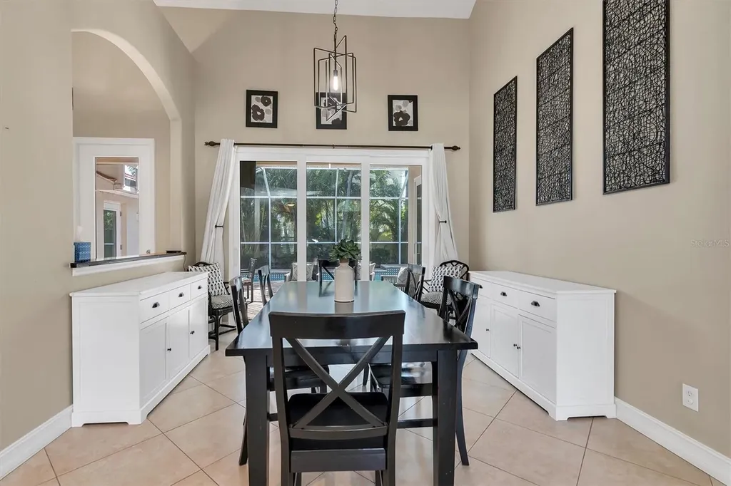 906 Landmark Circle S Tierra Verde FL 33715