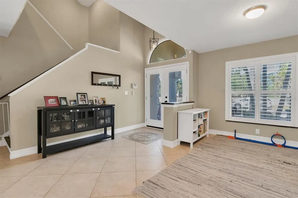 906 Landmark Circle S Tierra Verde FL 33715