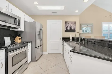 906 Landmark Circle S Tierra Verde FL 33715