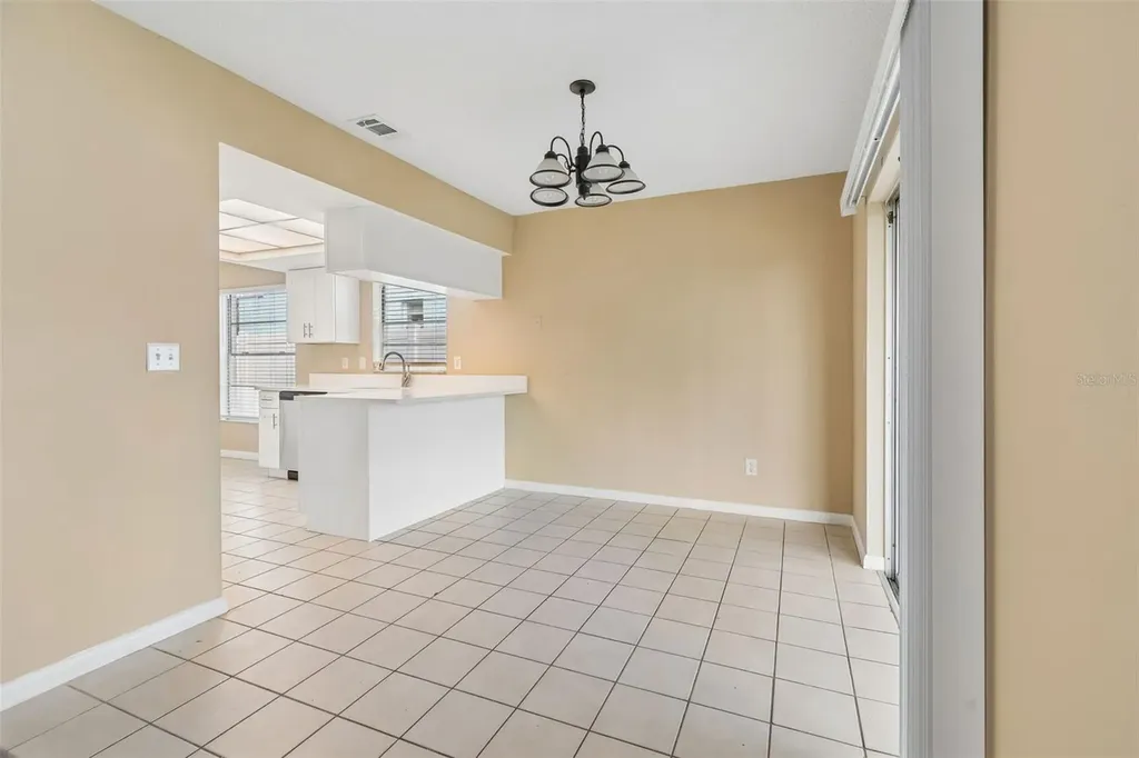 8301 Iberia Place Tampa FL 33637