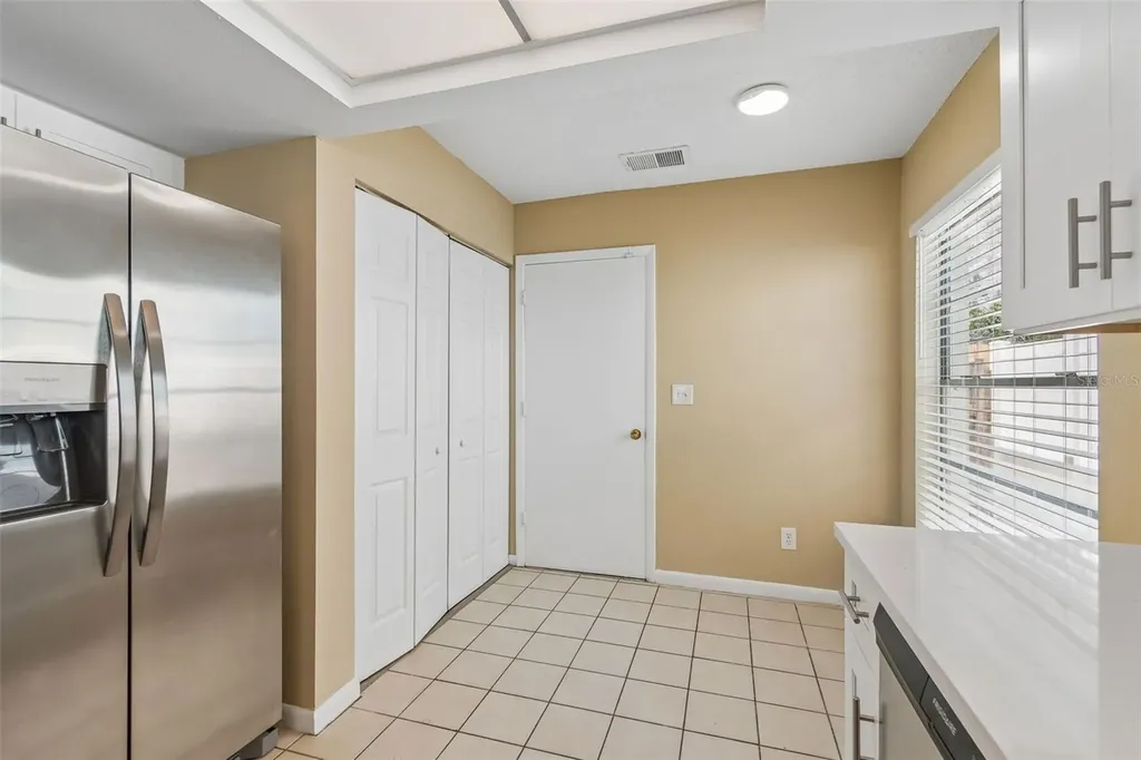 8301 Iberia Place Tampa FL 33637