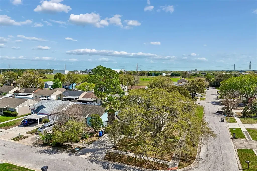 8301 Iberia Place Tampa FL 33637