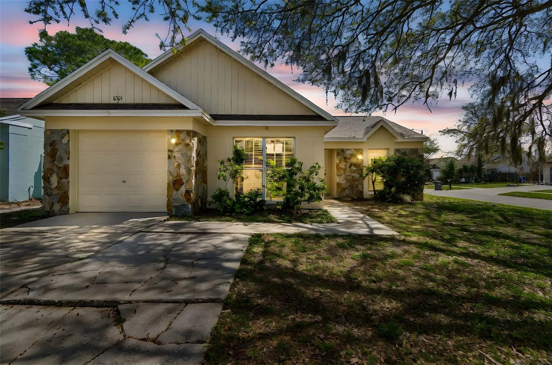 8301 Iberia Place Tampa FL 33637