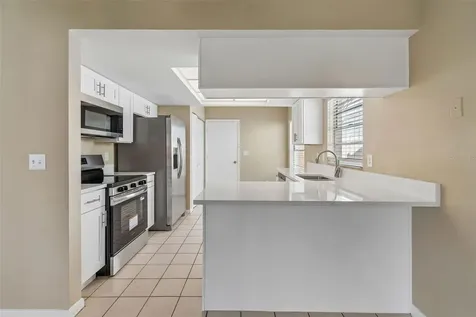 8301 Iberia Place Tampa FL 33637