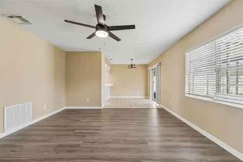 8301 Iberia Place Tampa FL 33637