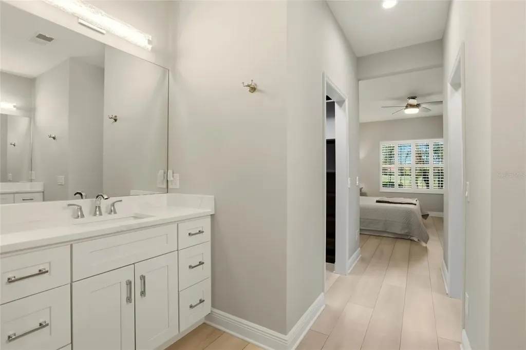 8142 Miramar Way Lakewood Ranch FL 34202