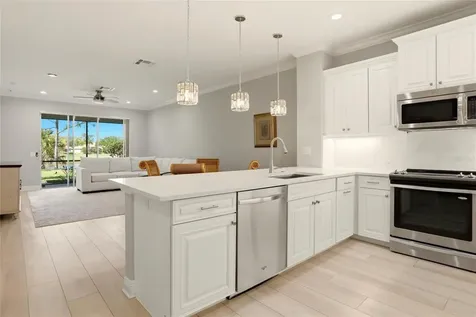 8142 Miramar Way Lakewood Ranch FL 34202