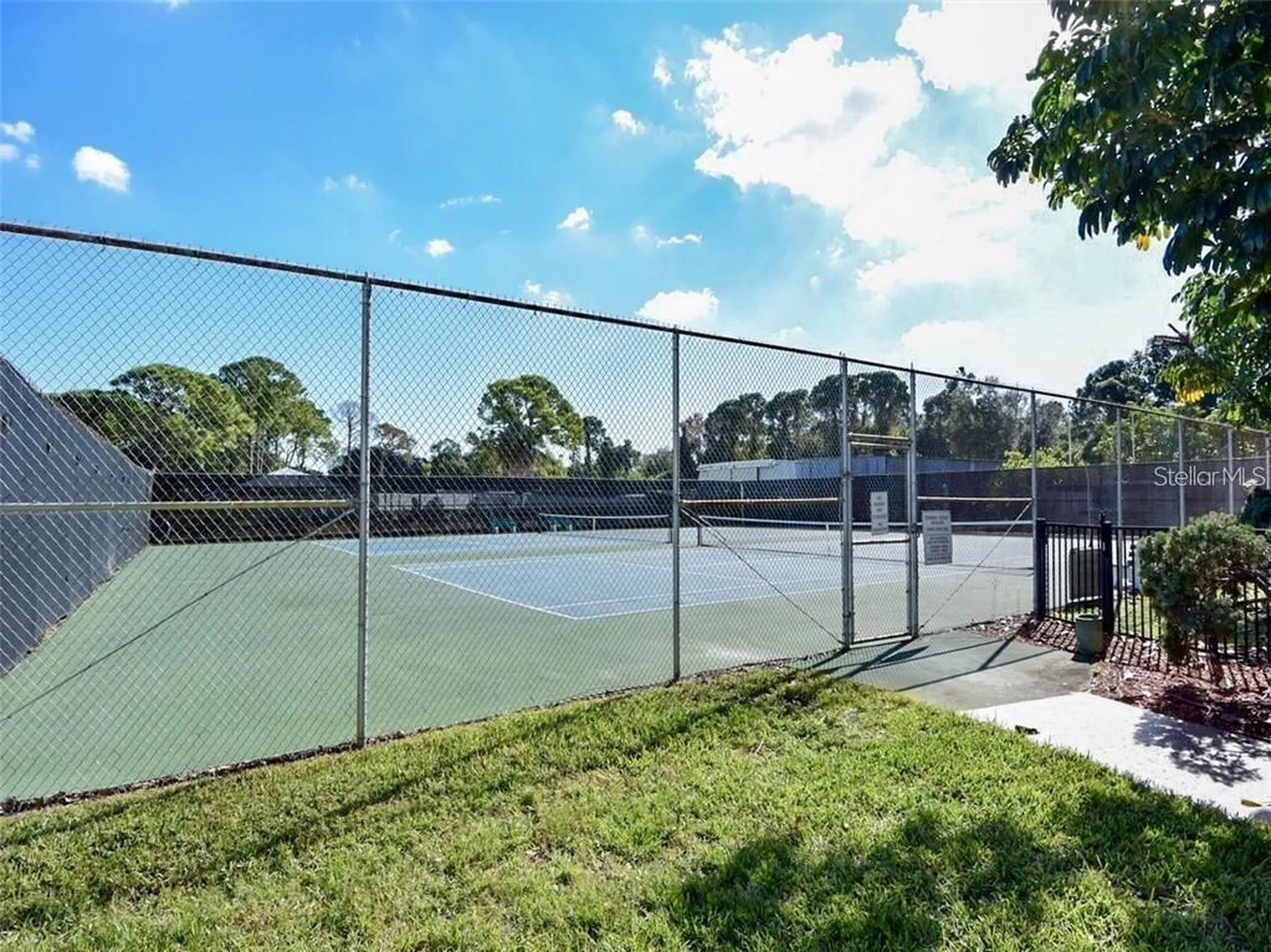5750 80th Street N St Petersburg FL 33709