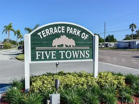 5750 80th Street N St Petersburg FL 33709