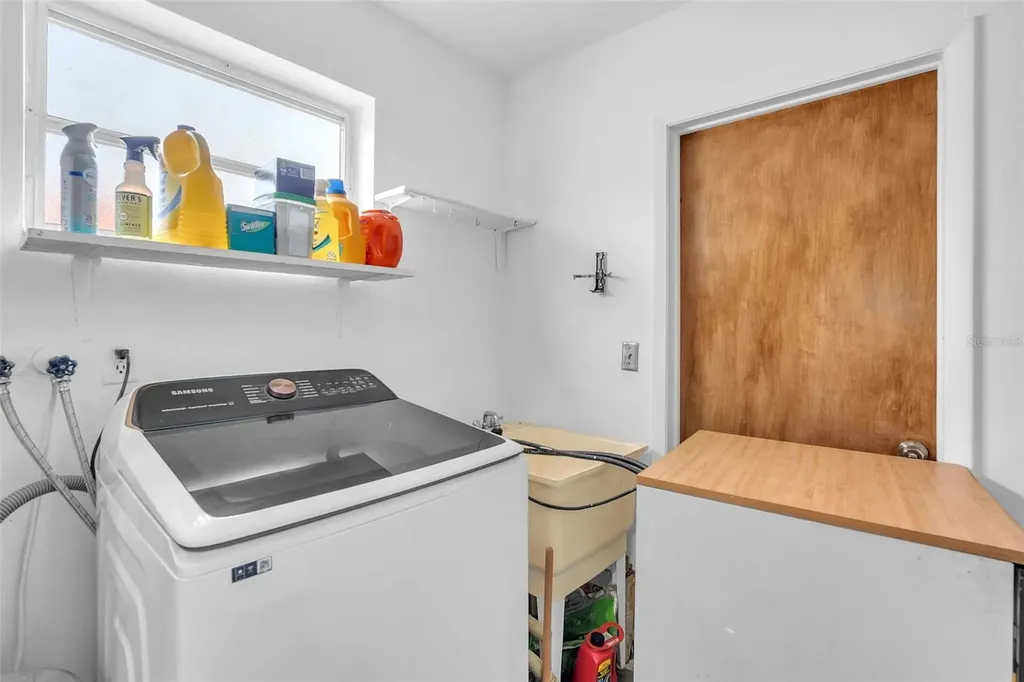 410 SW 71st Avenue Pembroke Pines FL 33023