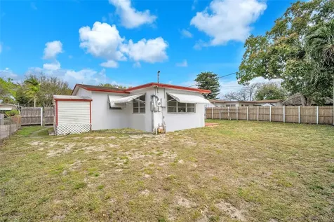 410 SW 71st Avenue Pembroke Pines FL 33023