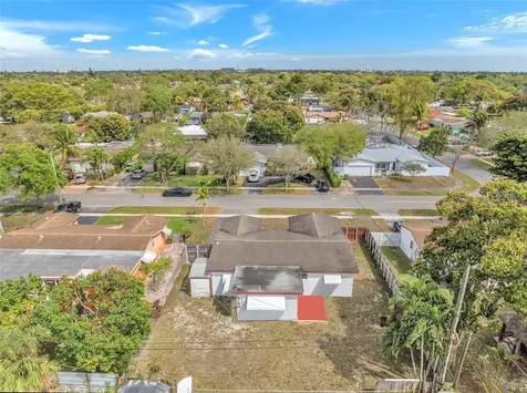 410 SW 71st Avenue Pembroke Pines FL 33023