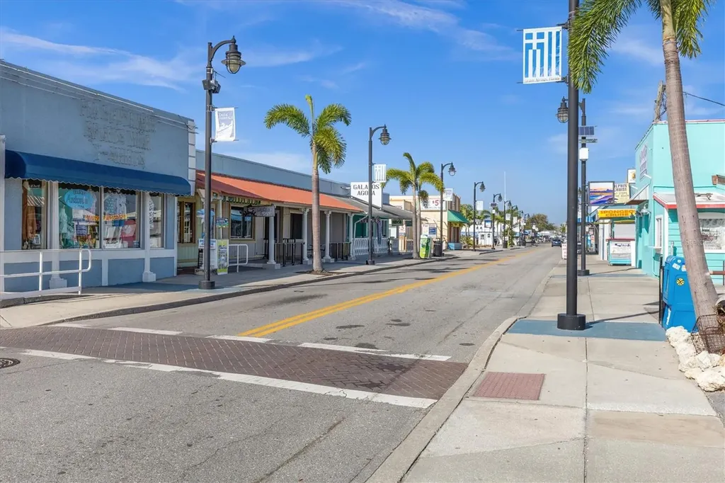 86 Highland Road Tarpon Springs FL 34689