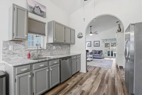 86 Highland Road Tarpon Springs FL 34689