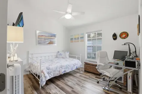 86 Highland Road Tarpon Springs FL 34689
