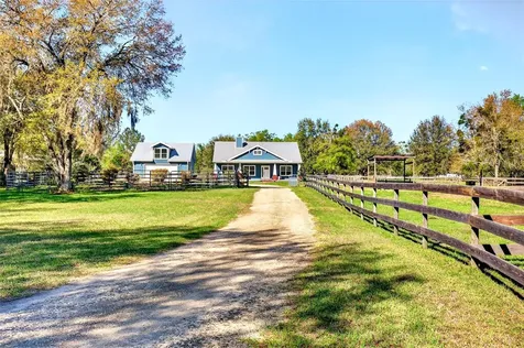 5864 NW State Road 45 Newberry FL 32669