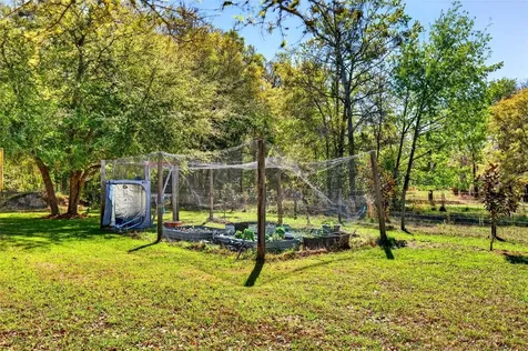 5864 NW State Road 45 Newberry FL 32669